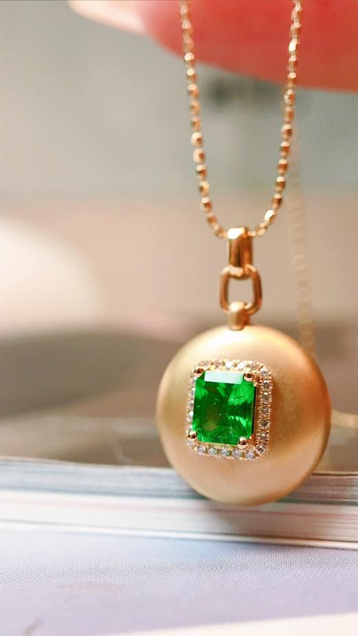 0.40ct 祖母绿锁骨链 商品图2