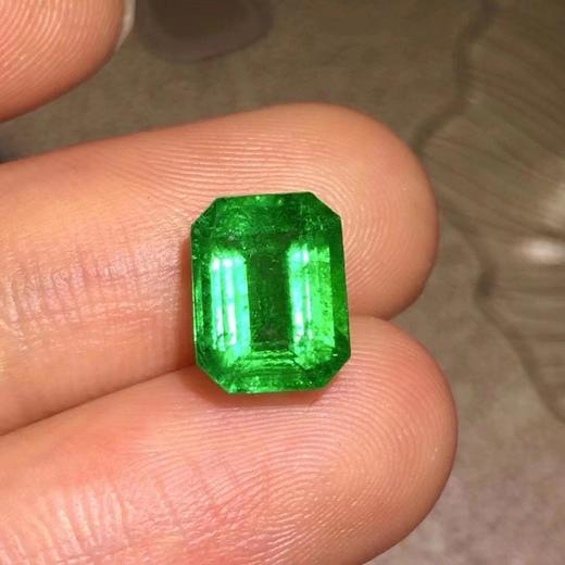 3.39ct 祖母绿裸石 商品图3