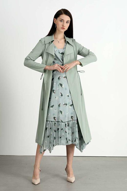 【伯妮斯茵】竹青色百搭气质中长款修身长袖翻领时尚过膝风衣 3D5781 商品图2