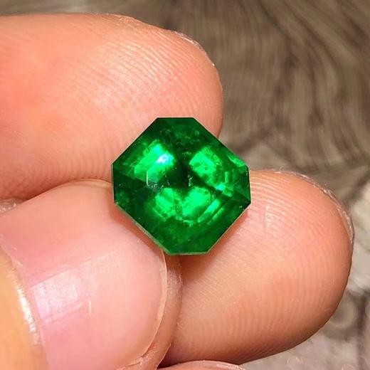 2.14ct 祖母绿裸石 商品图3