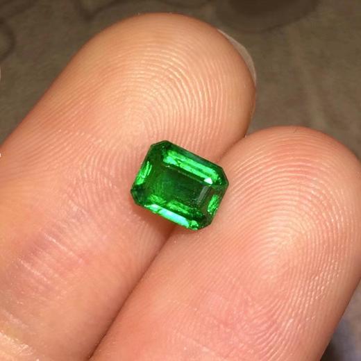 0.8ct 祖母绿裸石 商品图5