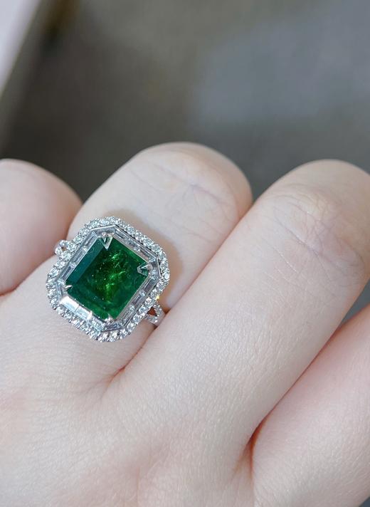 2.85ct 祖母绿戒指 商品图5