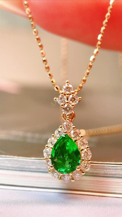0.49ct 祖母绿吊坠 商品图2