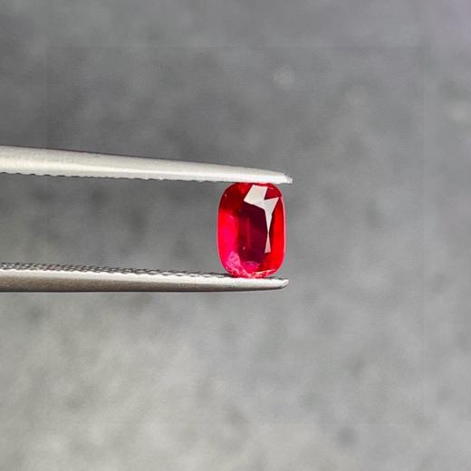 0.78ct 红宝石裸石 商品图0