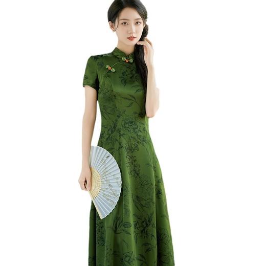 TQX10949 2024长款旗袍绿色妈妈夏装国风连衣裙贵夫人改良大码修身年轻女装 商品图4