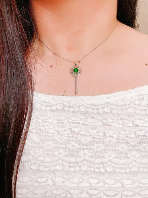 0.61ct 祖母绿吊坠 商品图4