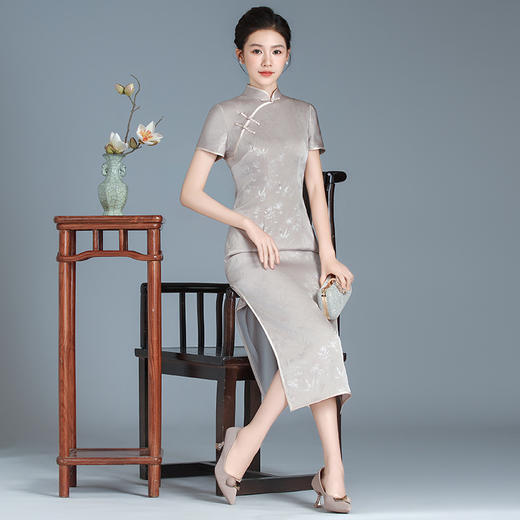 HYX新中式国风改良旗袍连衣裙女夏2024新款高端气质端庄大气薄款礼服 商品图2