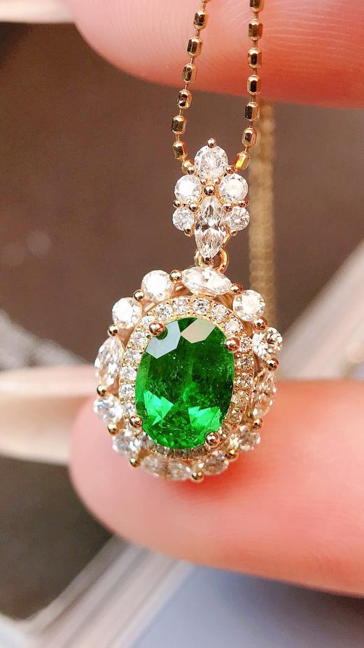 0.92ct 祖母绿吊坠 商品图1