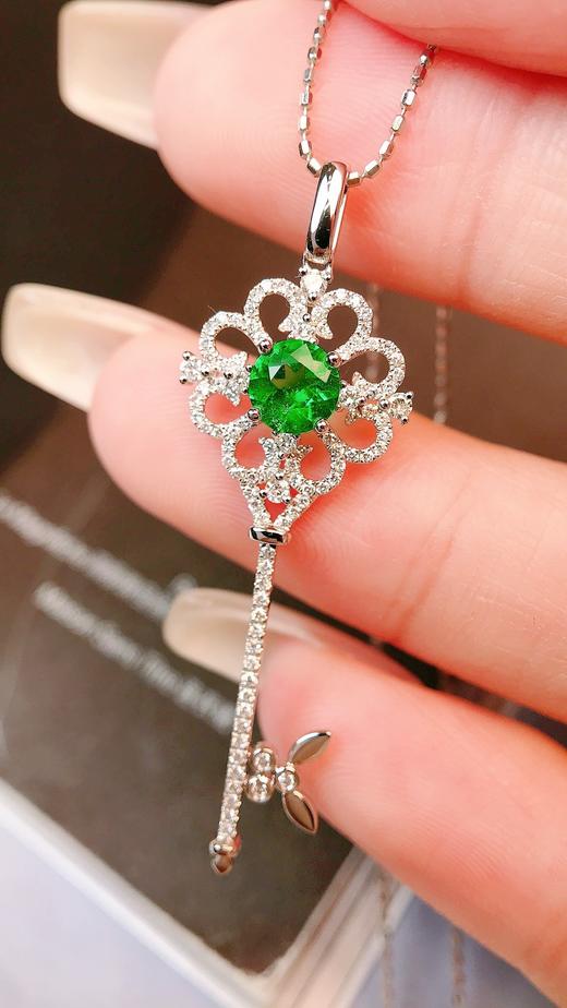 0.35ct 祖母绿吊坠 商品图0