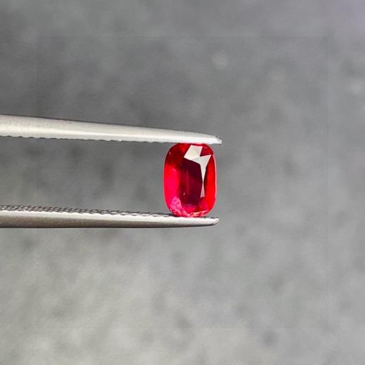 0.78ct 红宝石裸石 商品图4