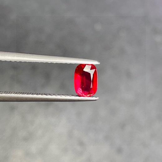 0.78ct 红宝石裸石 商品图1