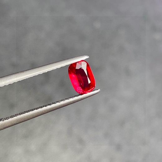 0.78ct 红宝石裸石 商品图5