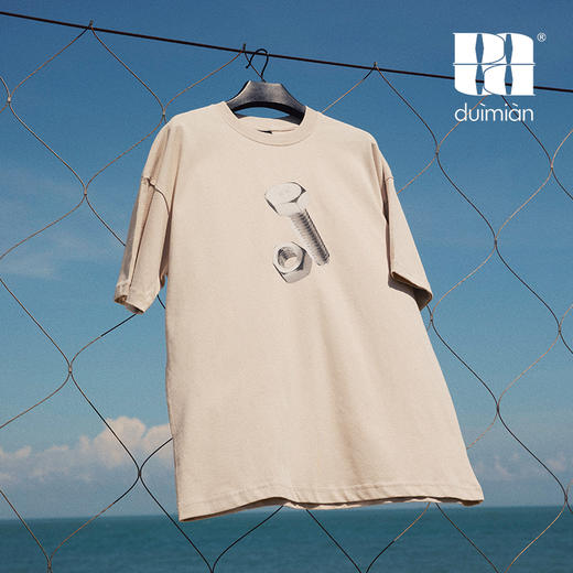 duimian对面螺母印花圆领T 商品图1