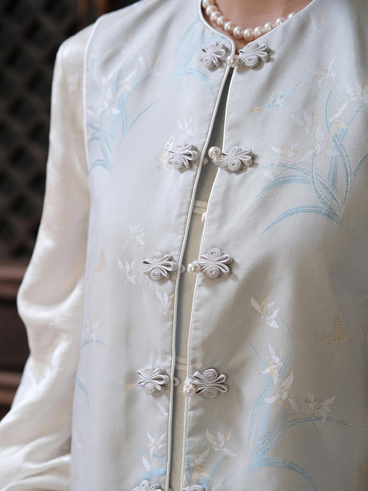 微瑕秒杀 |盛唐牡丹 |兰花纹真丝异色罗对襟马甲[特价品](特殊商品不退不换) 商品图4