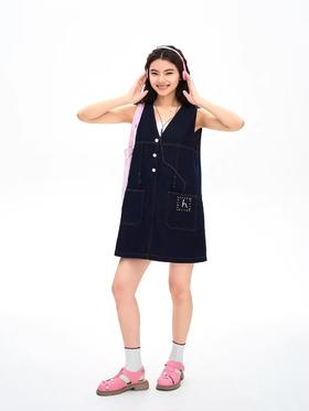 heris/H42106/手写线迹刺绣标 V领原色牛仔A摆减龄百搭连衣裙