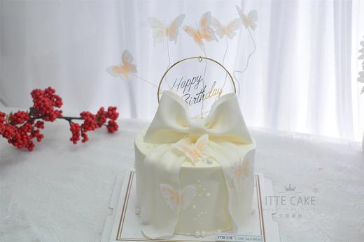 【纯白蝴蝶结】翻糖蝴蝶结奶油蛋糕 商品图0