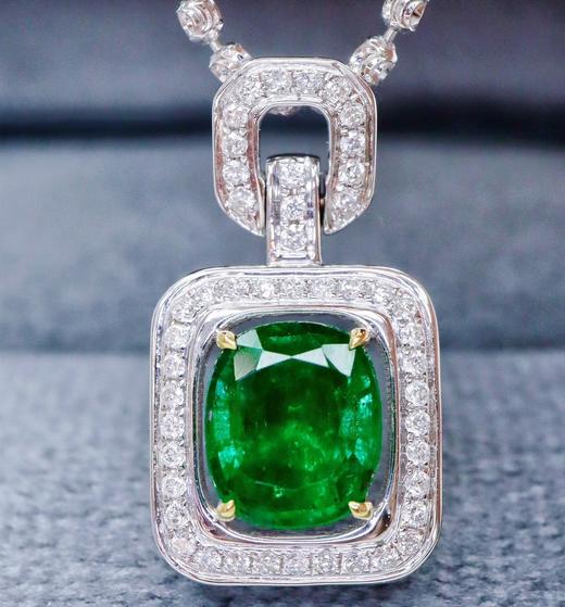 1.4ct 祖母绿吊坠 商品图1