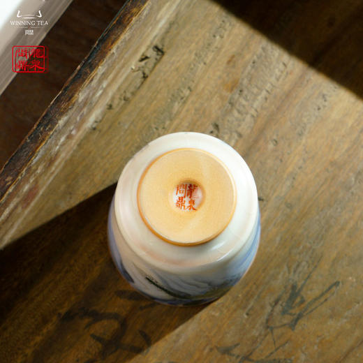 龙泉问鼎彩绘哥窑天水杯（腾龙陵云）（缺货） 商品图3