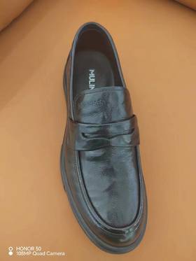 木林森秋季商务自然抓皱休闲厚底圆头皮鞋