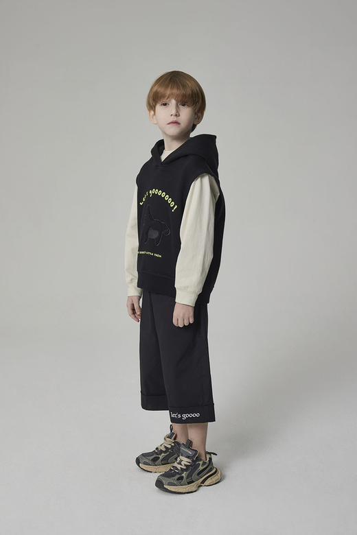 8楼淇木童装24秋款裤子 吊牌价：488元 商品图2