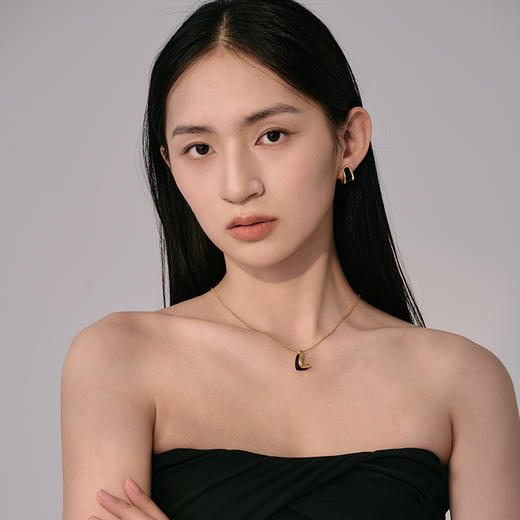 盐岛 书法系列竖弯钩耳环小号 商品图2
