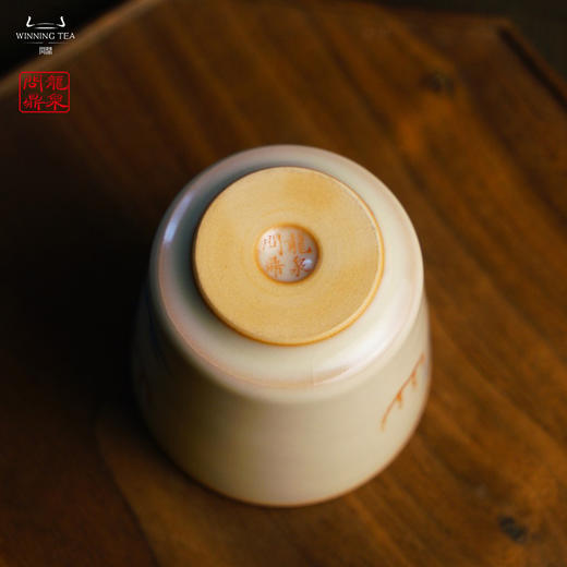 龙泉问鼎彩绘哥窑天水杯（狮子绣球）（缺货） 商品图4