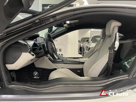 2014款宝马i8 2019年1月上牌 2.6万公里 1.5T双涡轮增压插混  345匹 570Nm 商品图11