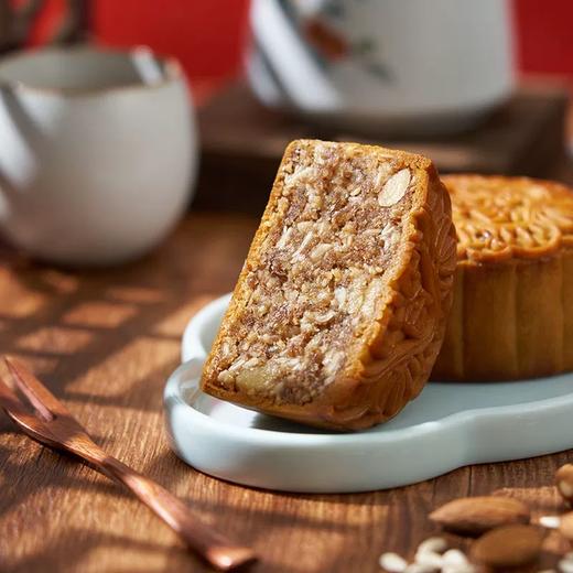 【一件包邮】澳门英记金腿五仁月饼720g 细腻五仁过口难忘一盒4块  甘肃/青海/内蒙古/新疆/西藏/宁夏/海南/港澳台不发货 商品图1