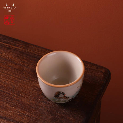 龙泉问鼎彩绘哥窑朔风杯（运旺时盛）（缺货） 商品图1