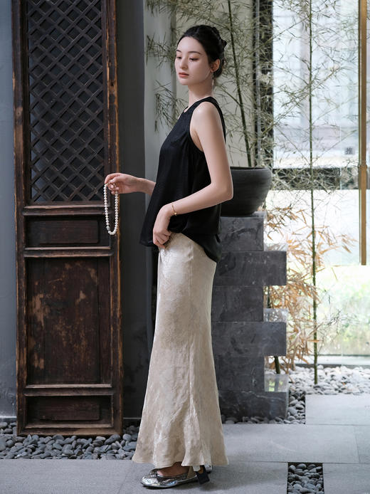 盛唐牡丹 |真丝香云纱人字纹背心 商品图3