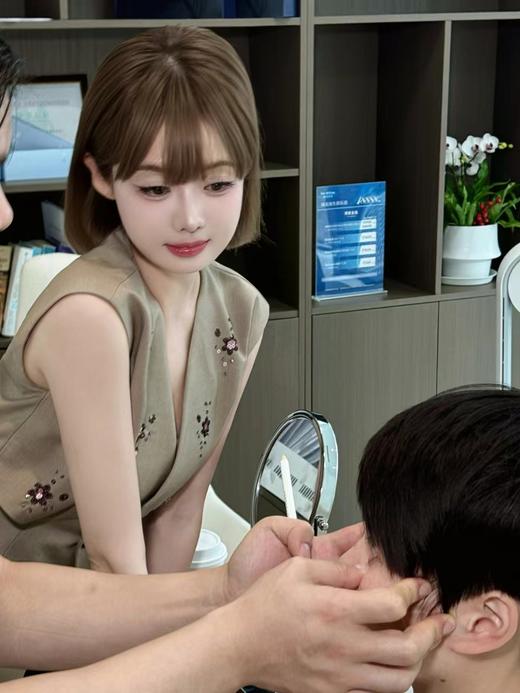 清仓捡漏 LINCHAOZHANG【烟花雏菊】冰摩卡刺绣套装LB240077 背心 LK240216 短裤 商品图2