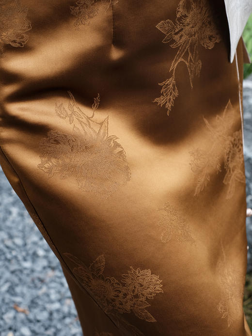 盛唐牡丹 |赤金色重缎香云纱半开衩半裙 商品图2
