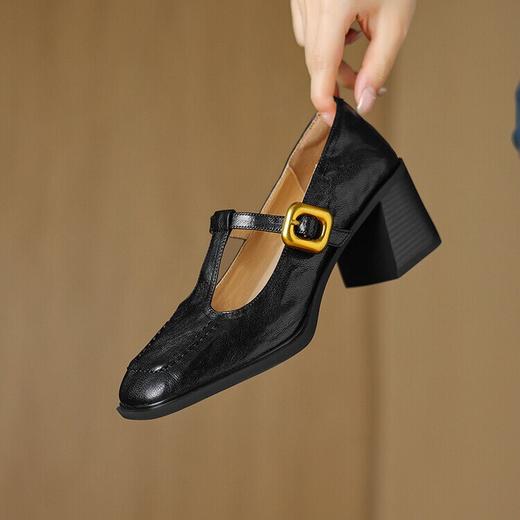 【预售5天】法式复古方头丁字扣带玛丽珍鞋女粗跟文艺气质晚晚风舒适单鞋NGMZR&7901 商品图3