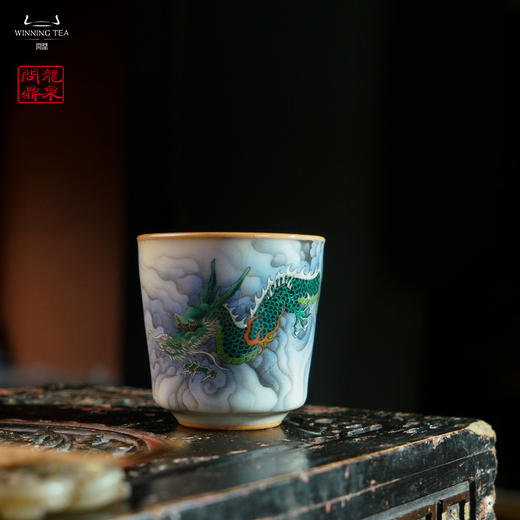 龙泉问鼎彩绘哥窑天水杯（腾龙陵云）（缺货） 商品图0