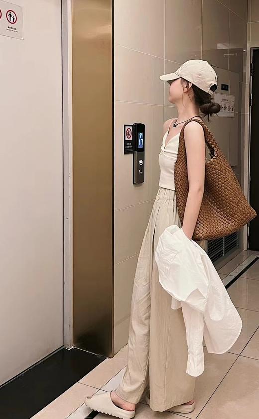 原版原单 𝐘𝐞𝐞𝐳𝐲椰子拖鞋 𝟐𝟎𝟐𝟒钢印版 商品图6
