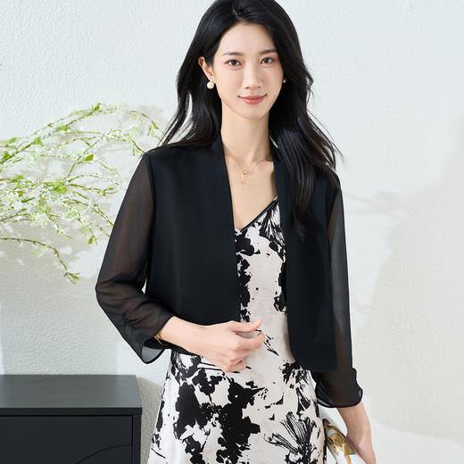 米思阳2025夏季新款醋酸短款小西装外套高级感外搭上衣女3483 商品图1