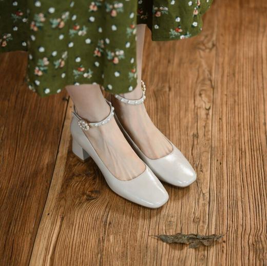 【预售5天】法式复古甜美珍珠玛丽珍鞋新款圆头浅口中粗跟单鞋女AJ&AJ3058 商品图2