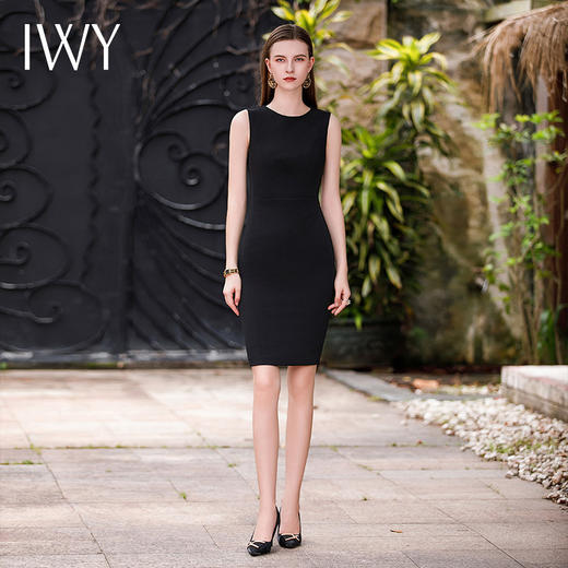 IWY/新款赫本风黑色无袖背心连衣裙内搭西装裙收腰显瘦职业裙Q1045-B 商品图2