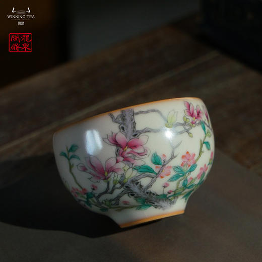 龙泉问鼎彩绘哥窑浮白杯（舞悦花间）（缺货） 商品图1