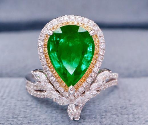 2.5ct 祖母绿戒指 商品图3