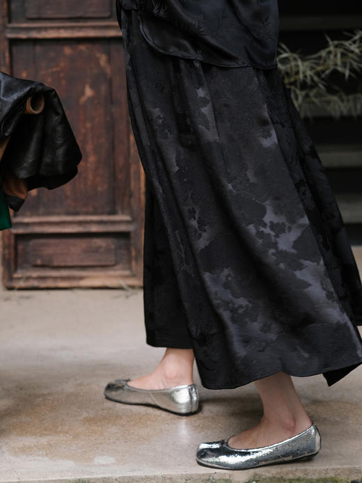 盛唐牡丹 |黑色凤凰纹冠乐绉松紧腰半裙 商品图3