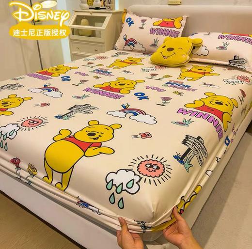【平整服帖 迪士尼印花床笠】草莓熊床笠 单件床罩 卡通席梦思保护套 棕垫床垫全包围罩子 360度全方位包裹 保护床垫-QQ 商品图14
