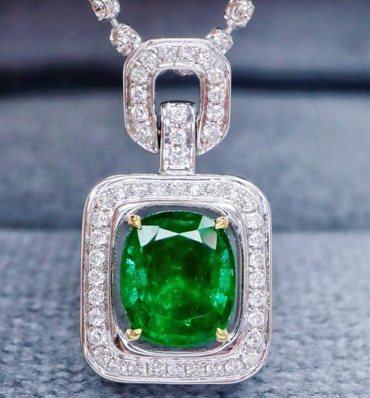 1.4ct 祖母绿吊坠 商品图3