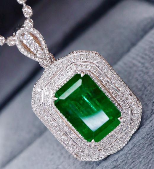 3.58ct 祖母绿吊坠 商品图0
