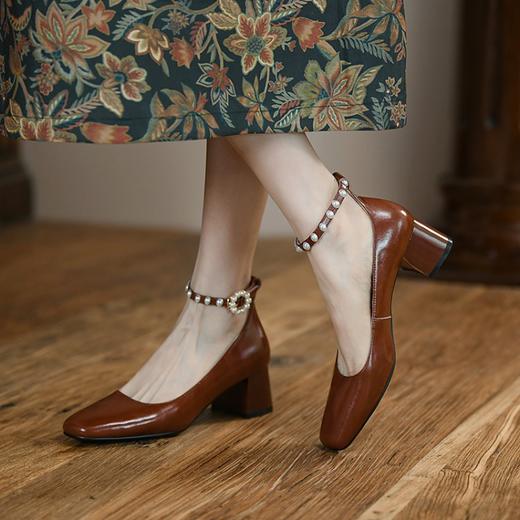 【预售5天】法式复古甜美珍珠玛丽珍鞋新款圆头浅口中粗跟单鞋女AJ&AJ3058 商品图1