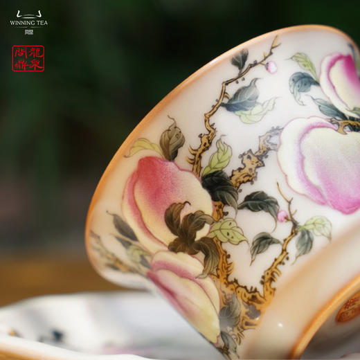 龙泉问鼎彩绘哥窑清函盖碗（九桃） 商品图3