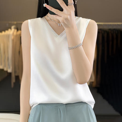 QHJY-1014丝绸缎面针织无袖吊带背心女薄款 2024春秋配西装内搭打底纯色T恤 商品图1