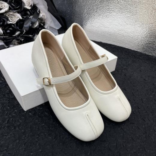 🎉【ROAADN韩版真皮牛皮假分趾猪蹄单鞋921-66】✅✅万人求的内增高真皮猪鼻子分趾鞋！上新啦 文艺复古女孩本命鞋!! 🥰 商品图2