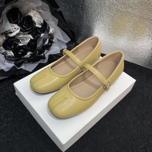 🎉【ROAADN韩版真皮牛皮假分趾猪蹄单鞋921-66】✅✅万人求的内增高真皮猪鼻子分趾鞋！上新啦 文艺复古女孩本命鞋!! 🥰 商品图1