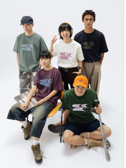 24SS裂纹破洞经典3CLogoT恤短袖 圆领 合身版型 男女同款 商品图0